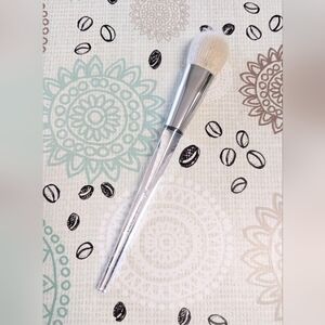 Elf  e.l.f. Cosmetics Beautifully Precise Airbrush Stipple Brush